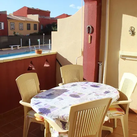 Residencial Isis Apartment *